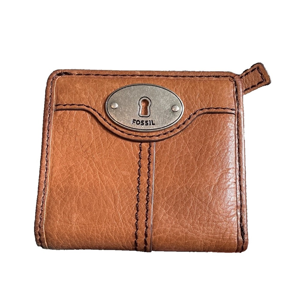 Fossil Marlow Brown Leather Bifold Wallet Keyhole Silver Toned Hardware Y2K Vtg